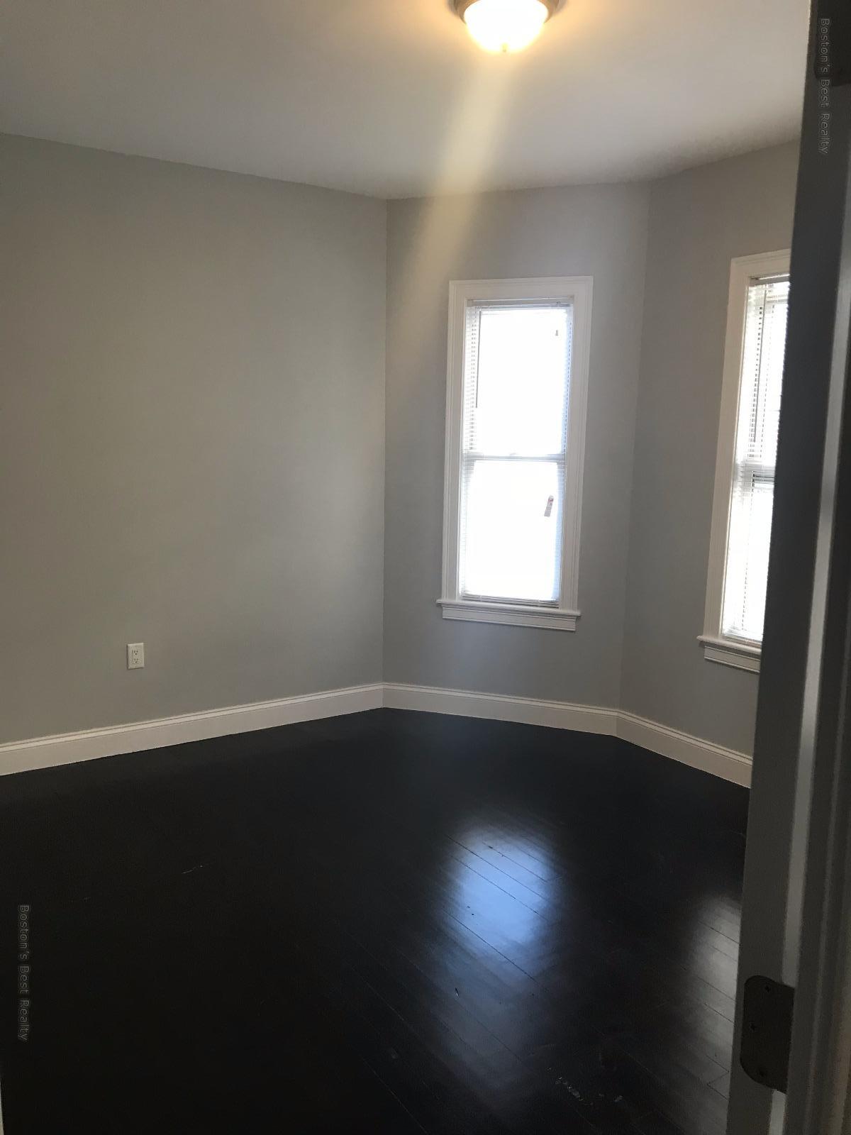 4 bed, 2 bath apartment for rent at 43 Saint Paul St Unit 1, Coolidge Corner — photo 6 of 10