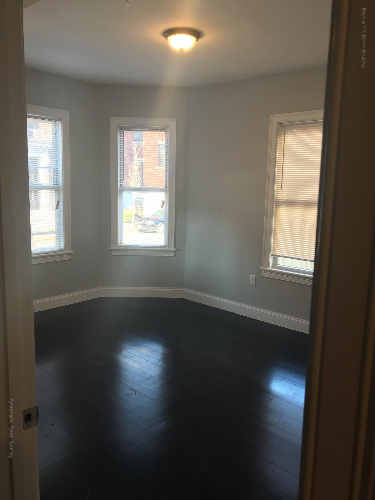 4 bed, 2 bath apartment for rent at 43 Saint Paul St Unit 1, Coolidge Corner — photo 4 of 10