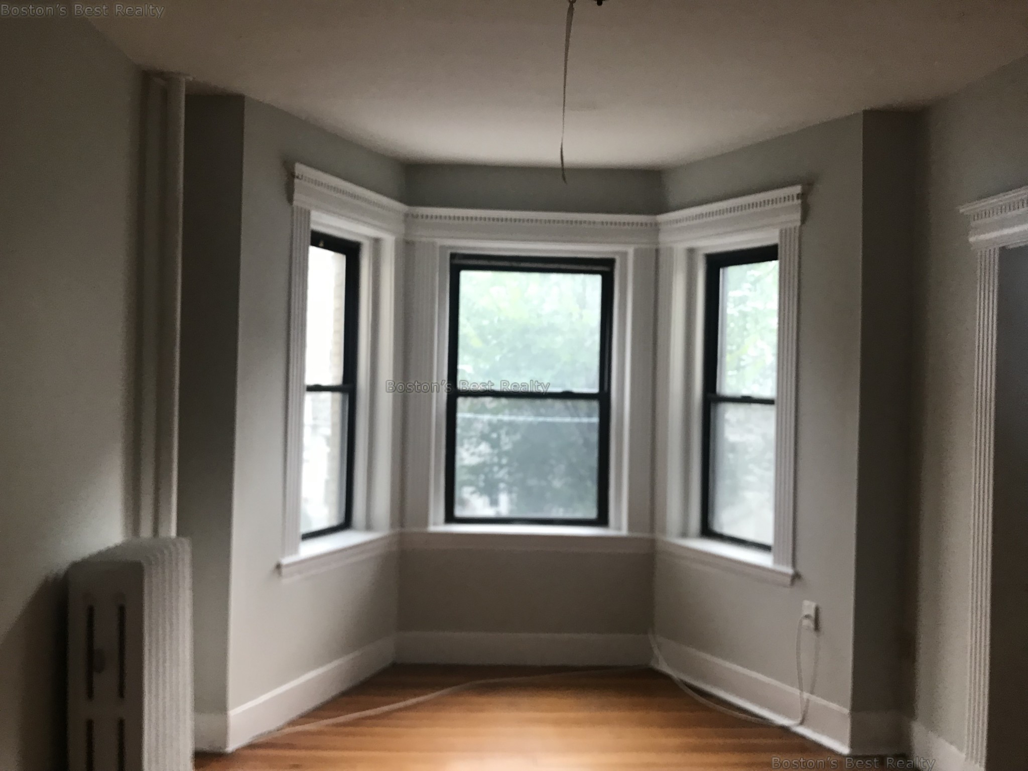 Studio bed, 1 bath apartment for rent at 63 Burbank St Unit 10, Fenway