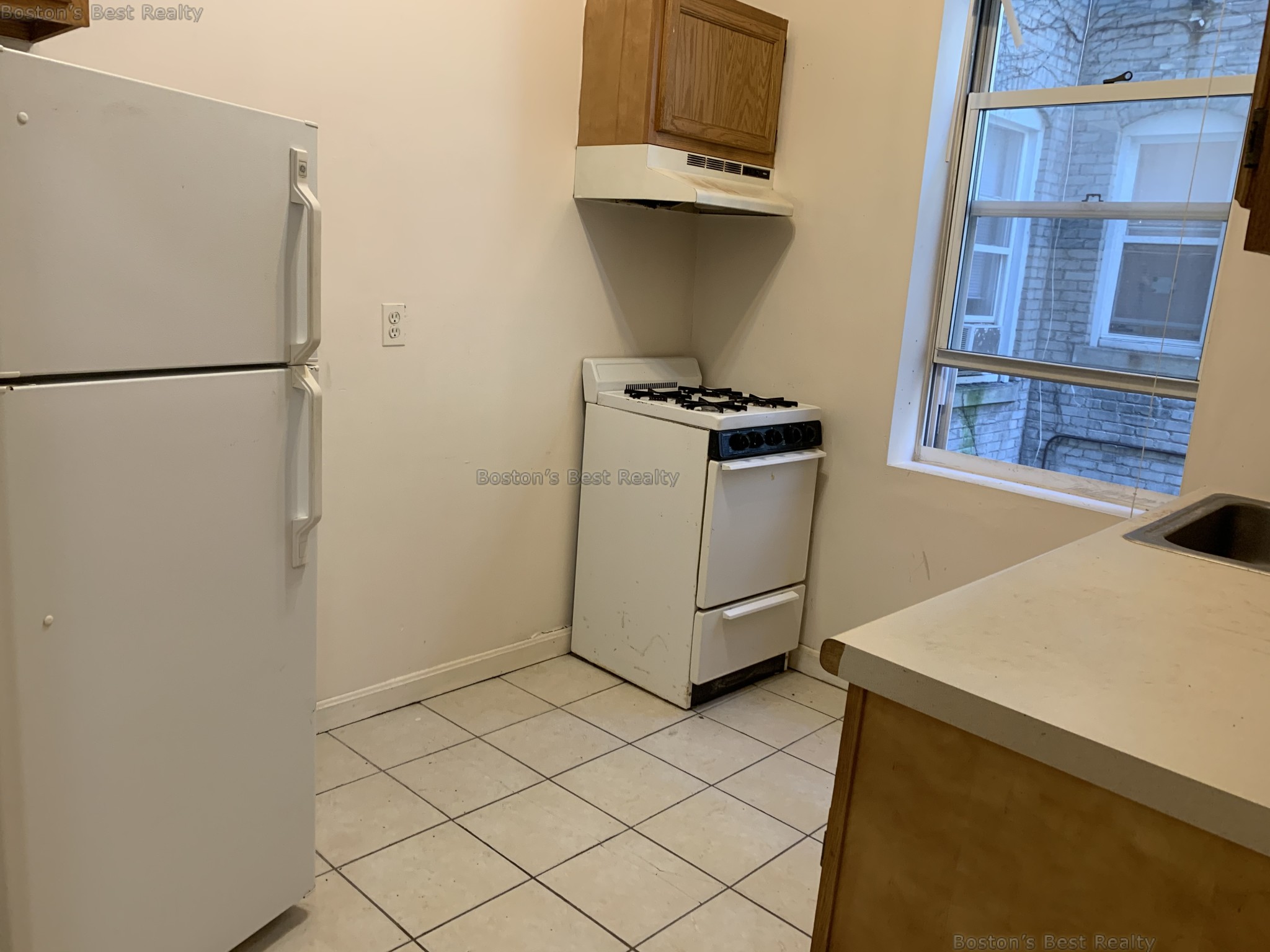 Studio bed, 1 bath apartment for rent at 80 Gordon St Unit 2, Brighton — photo 4 of 6