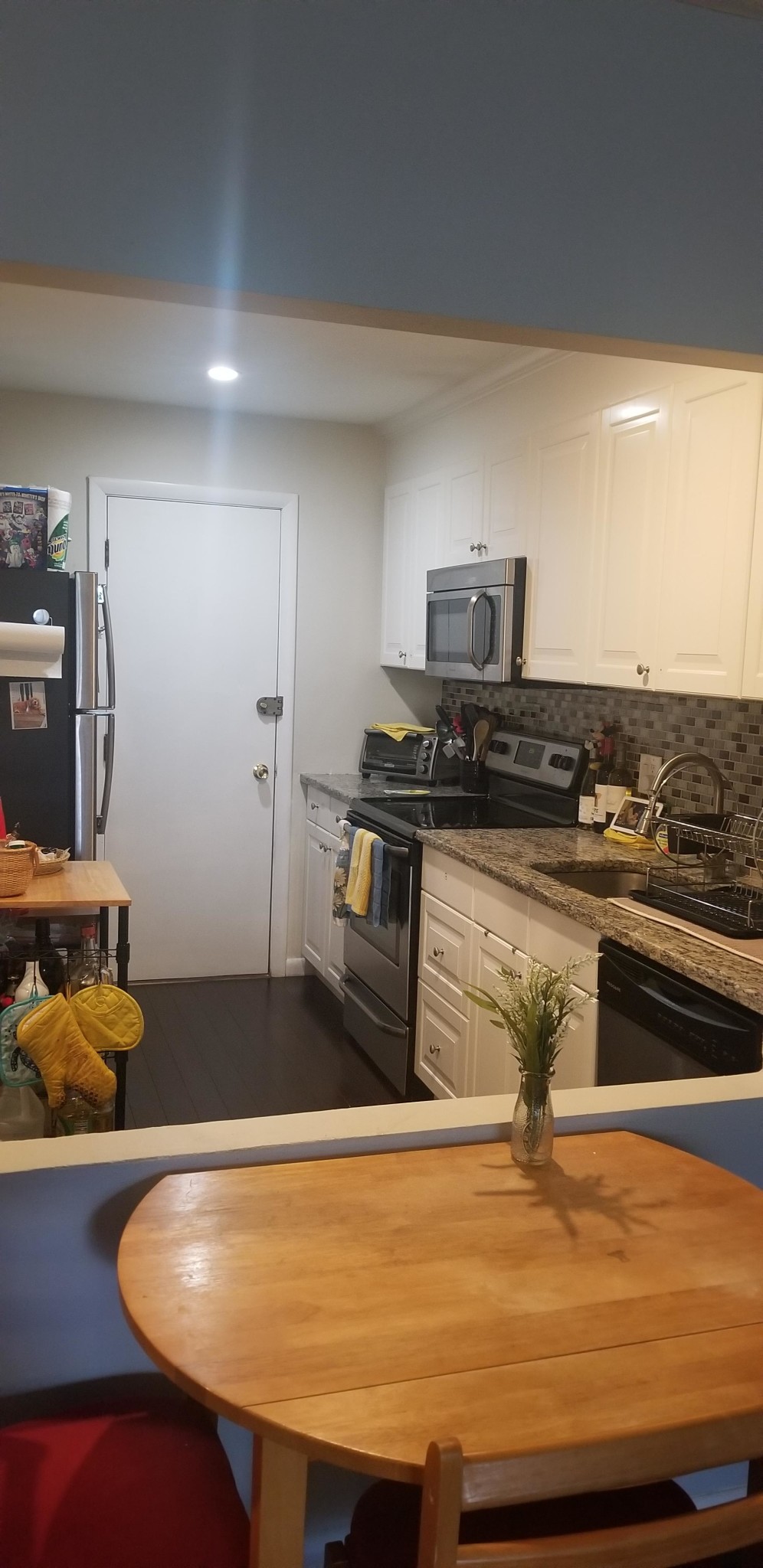 1 bed, 1 bath apartment for rent at 804 Centre St Unit 8, Jamaica Plain — photo 4 of 8
