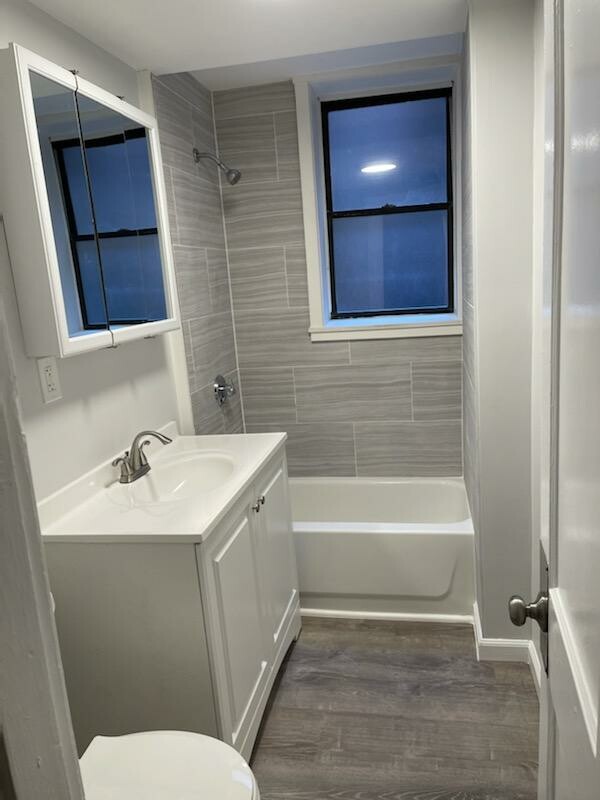 Studio bed, 1 bath apartment for rent at 63 Burbank St Unit 8, Fenway — photo 3 of 4