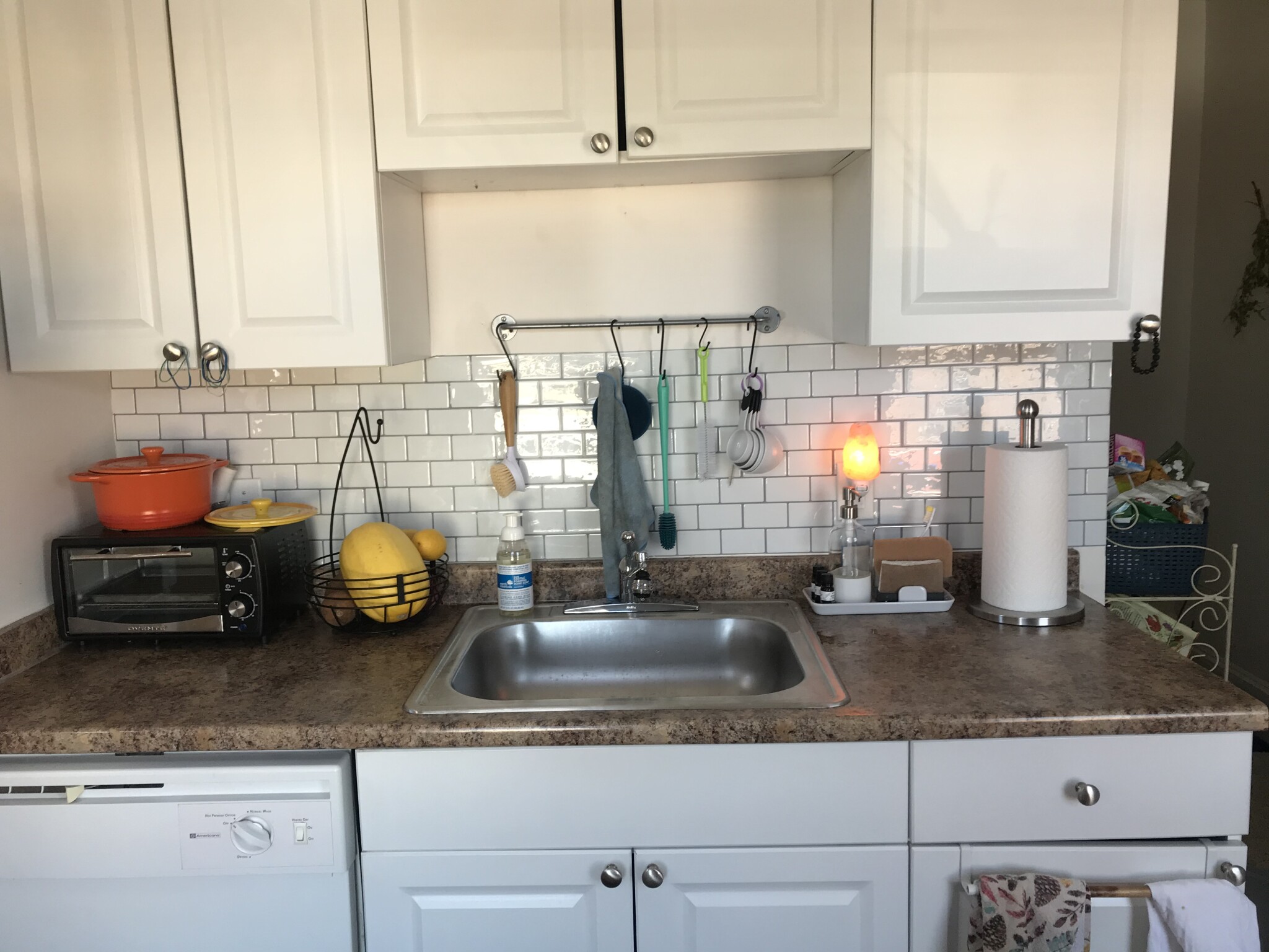 1 bed, 1 bath apartment for rent at 384 Washington St Unit 4, Brighton