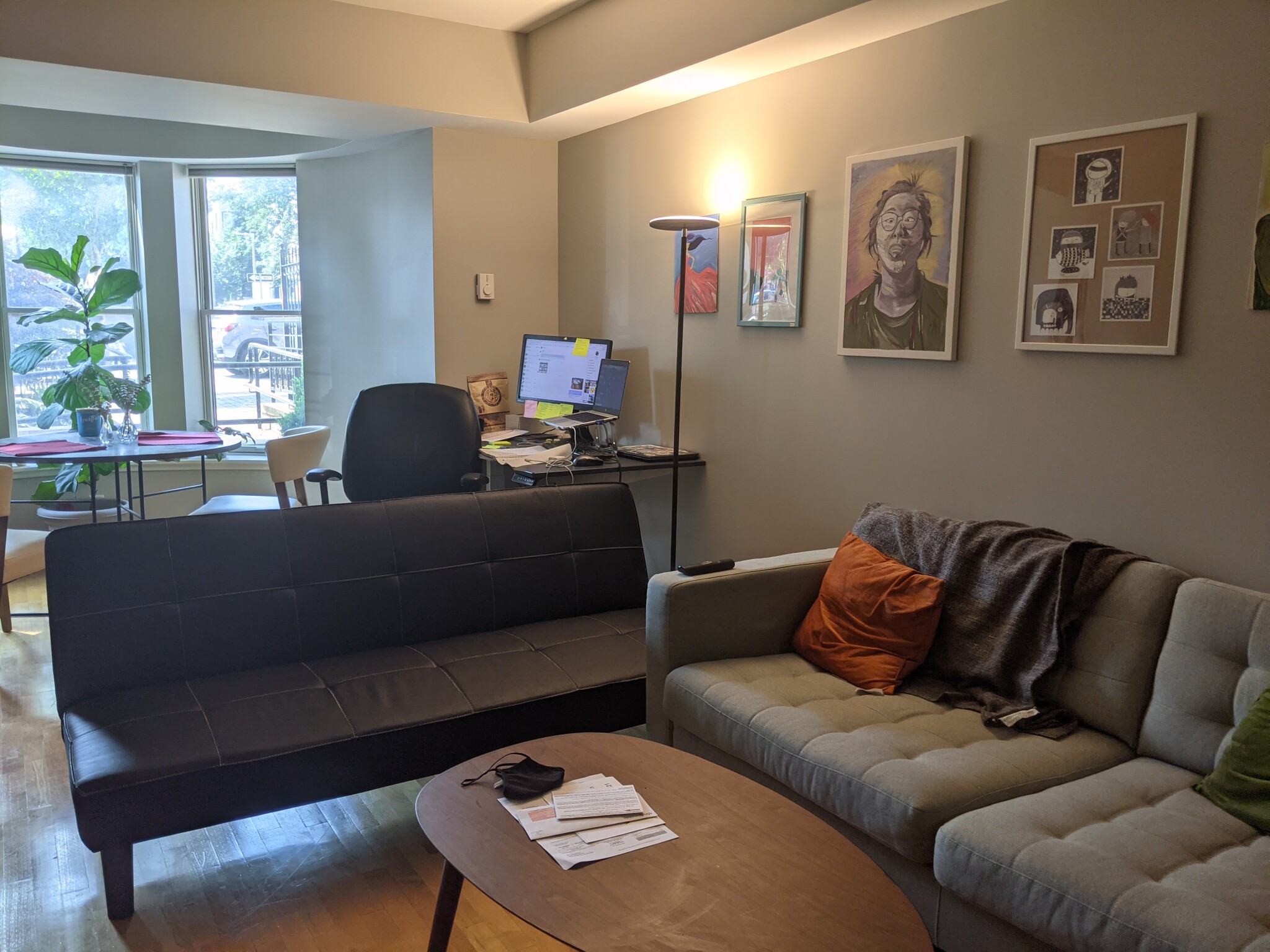 1 bed, 1 bath apartment for rent at 910 Beacon St Unit 1, Fenway — photo 2 of 4
