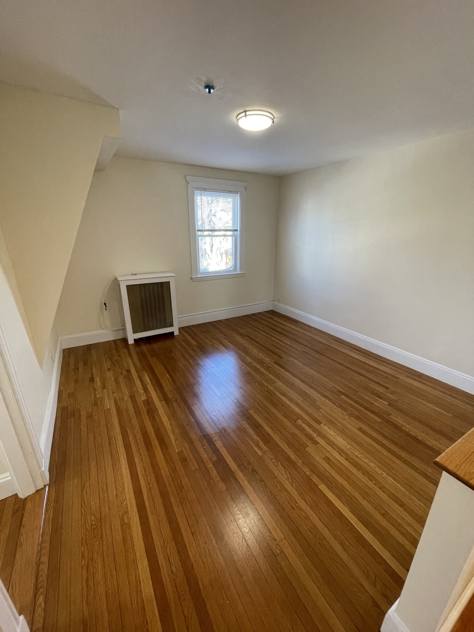 2 bed, 1 bath apartment for rent at 88 Wallingford Rd Unit 2, Brighton — photo 6 of 9