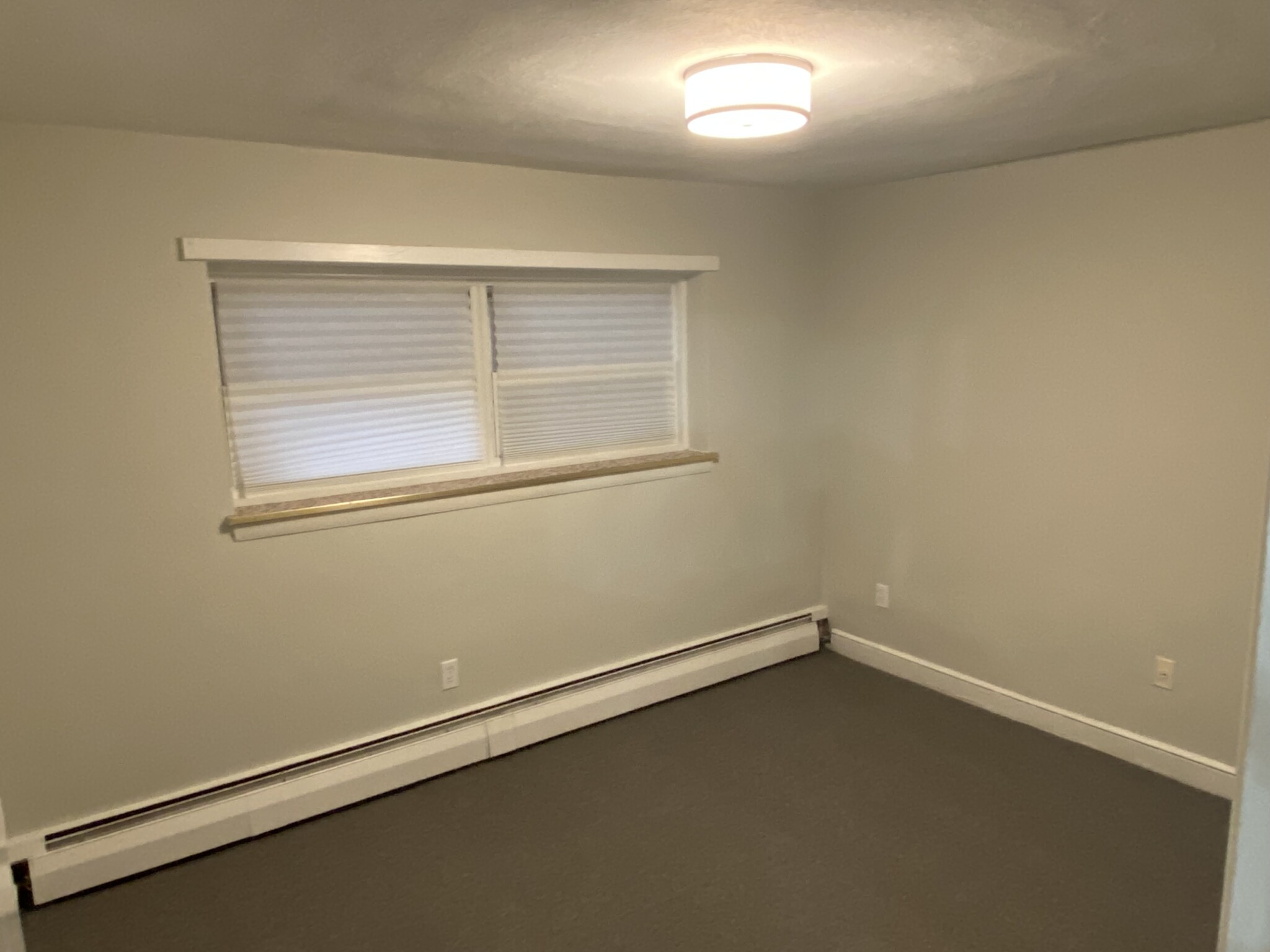 2 bed, 1 bath apartment for rent at 10 Commonwealth Ct Unit 4, Brighton — photo 5 of 5