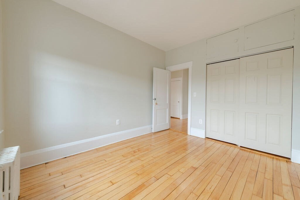 3 bed, 1 bath apartment for rent at 1161 Commonwealth Ave Unit 3, Allston — photo 5 of 9