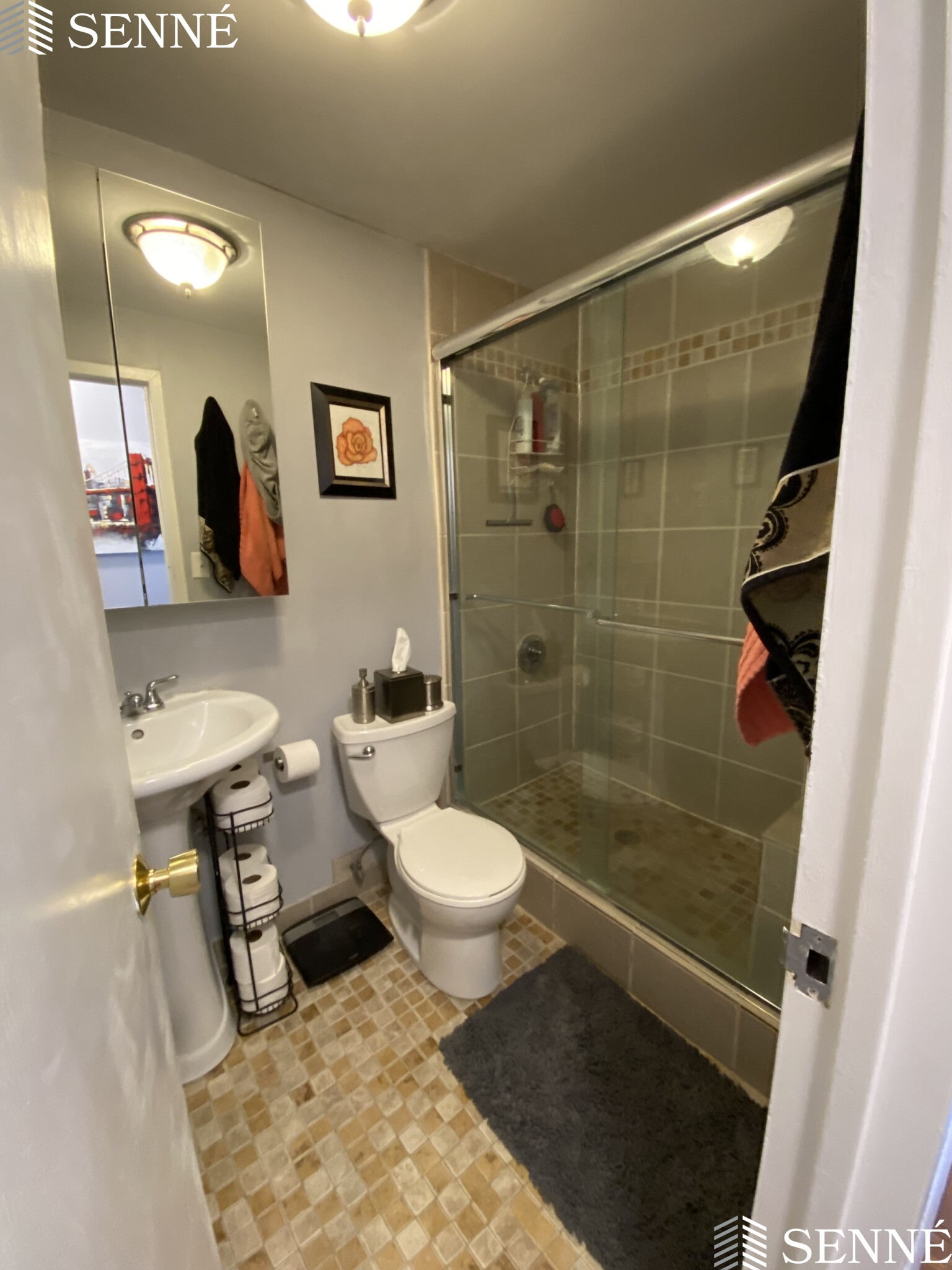 1105 Massachusetts Ave, Harvard Square