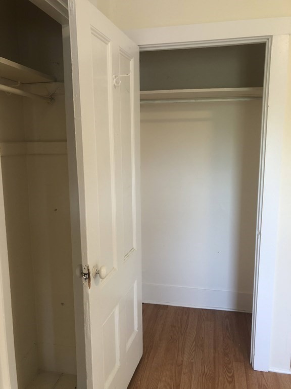 10-12 Maple St, Waltham