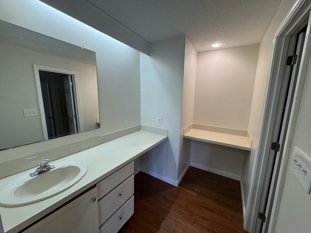 320 Newbury St, Danvers