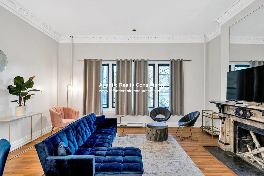 140 Beacon St, Back Bay