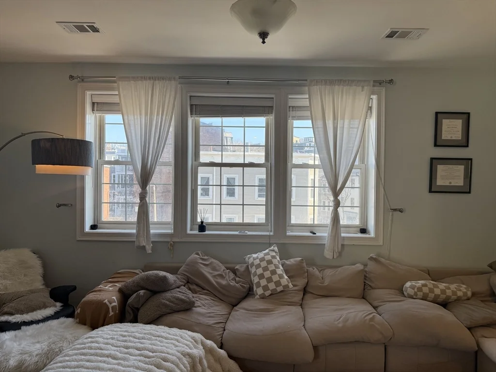 119 Dorchester St, South Boston