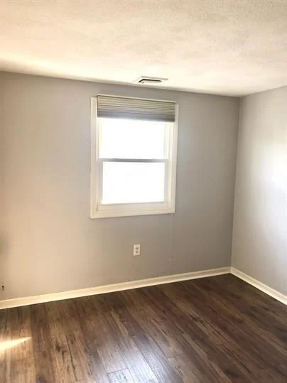 3 Circuit Ln, Watertown