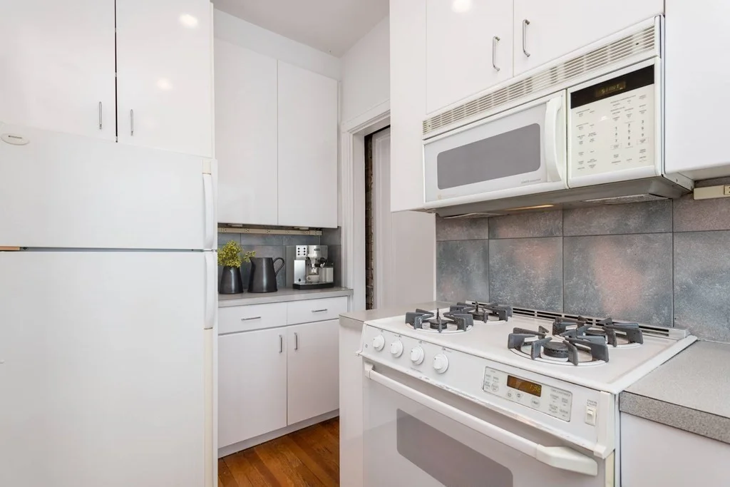 79 Martin St, Neighborhood Nine