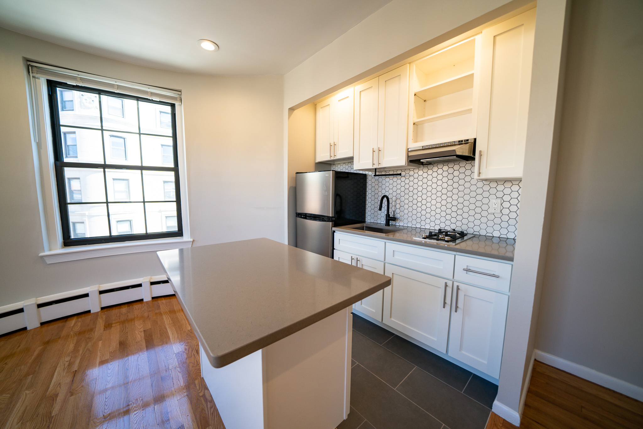 158 Saint Botolph St, Back Bay