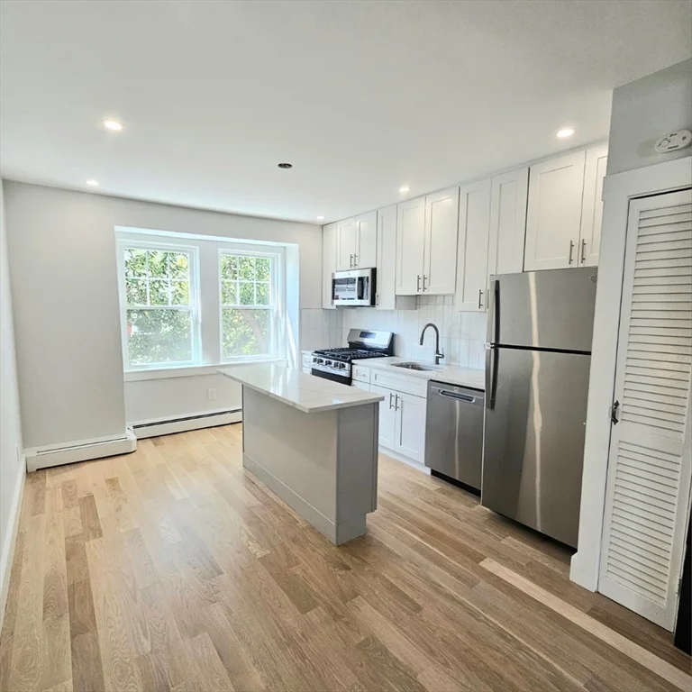 18 Roberts St, Brookline