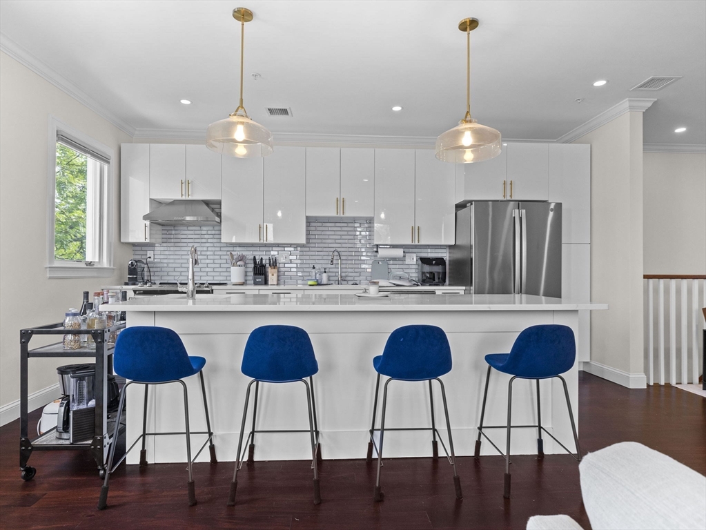 753 E Broadway, South Boston