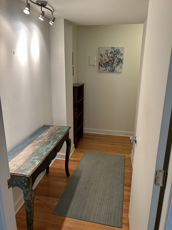 27 Bowdoin, Beacon Hill