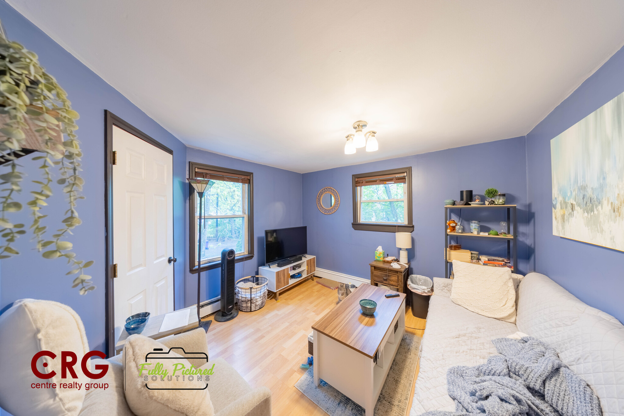 11 Beecher Ter, Thompsonville