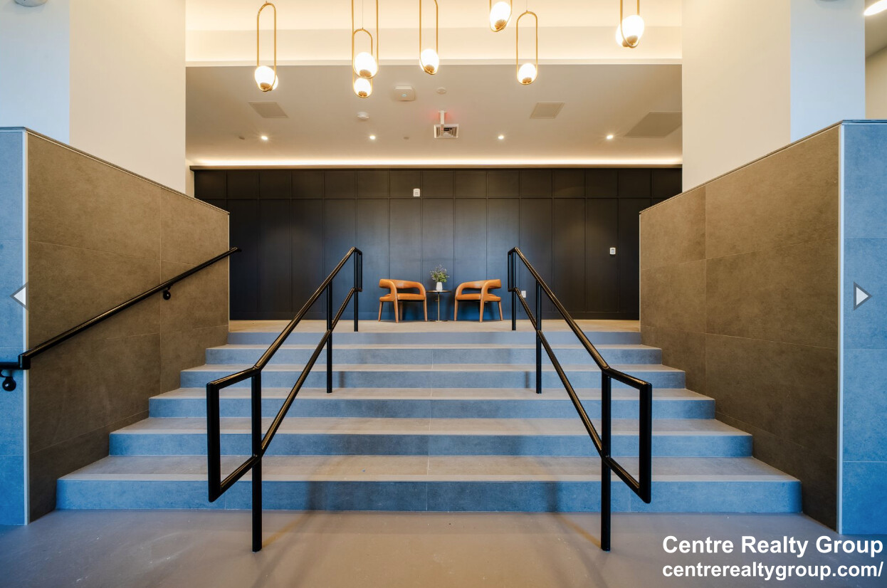 289 Walk Hill St, Roslindale