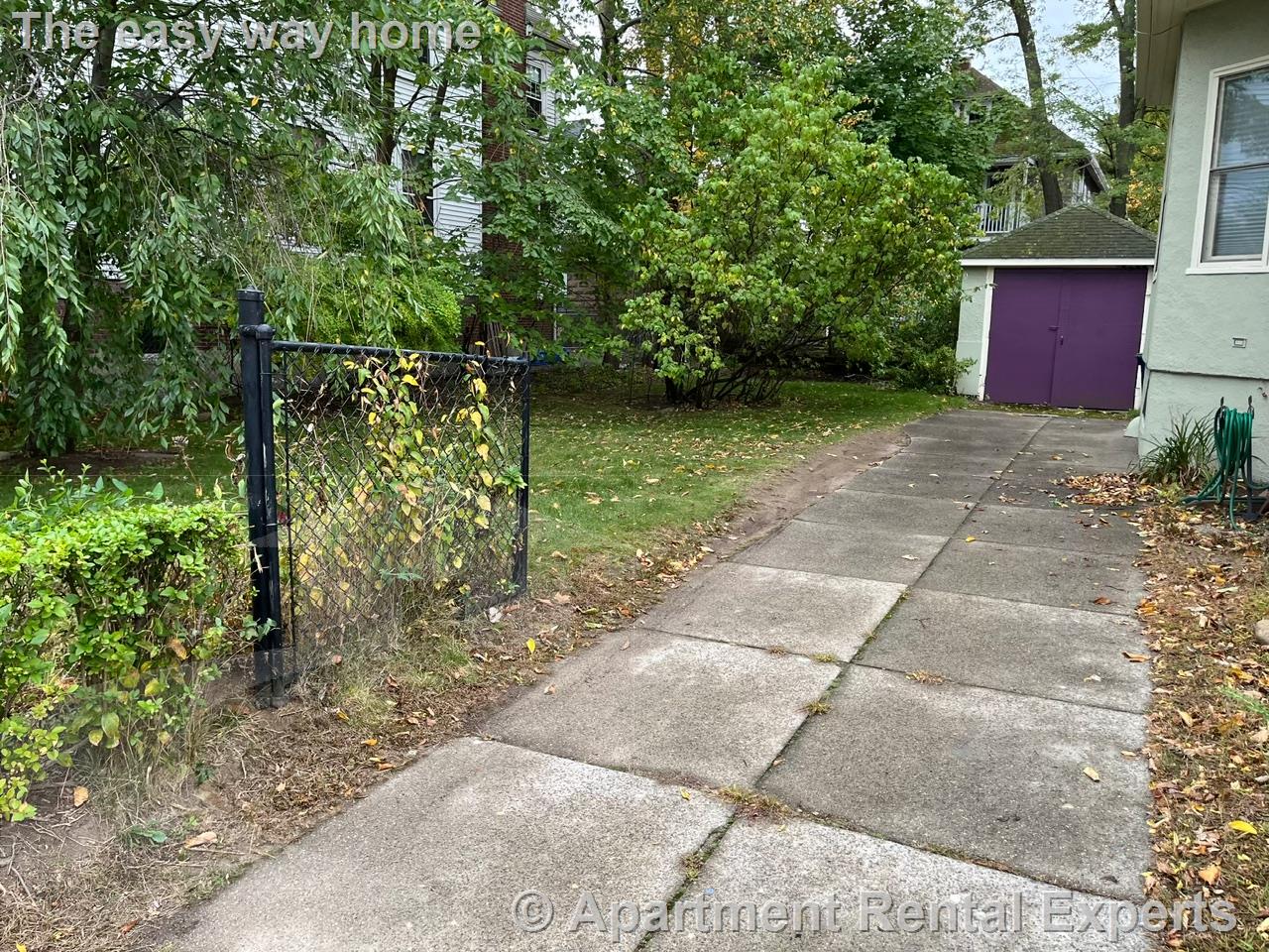 16 Chetwynd Rd, Tufts