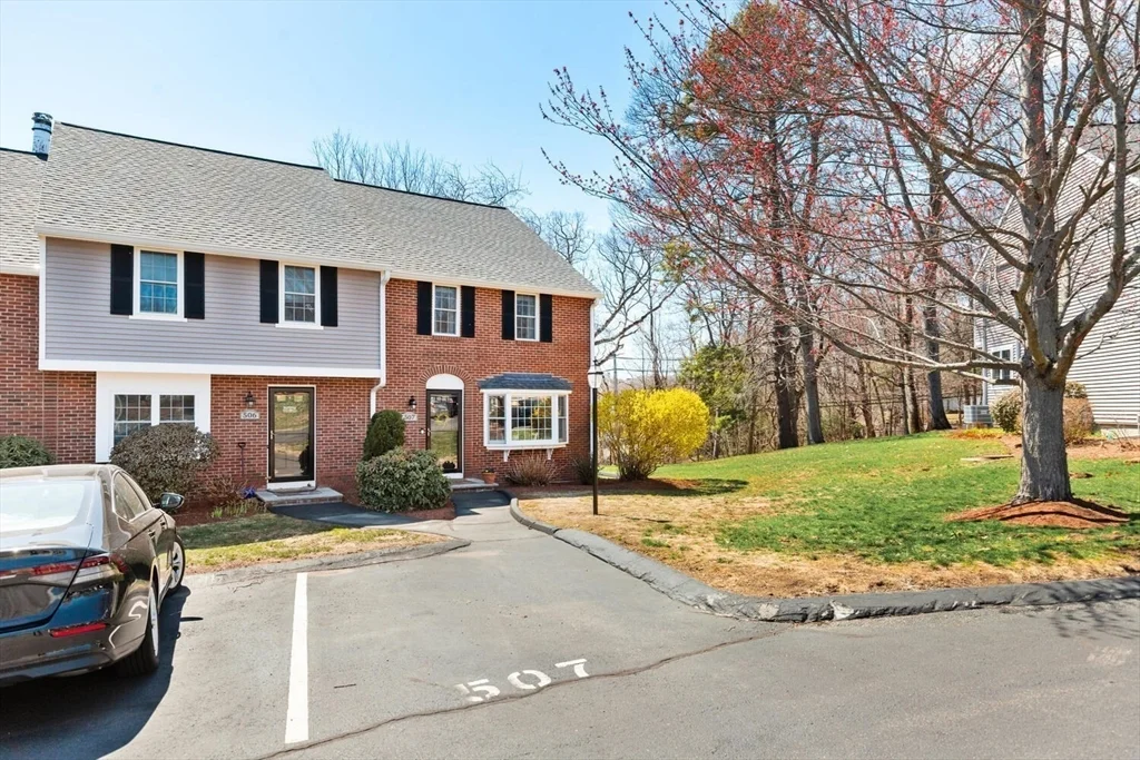 320 Newbury St, Danvers