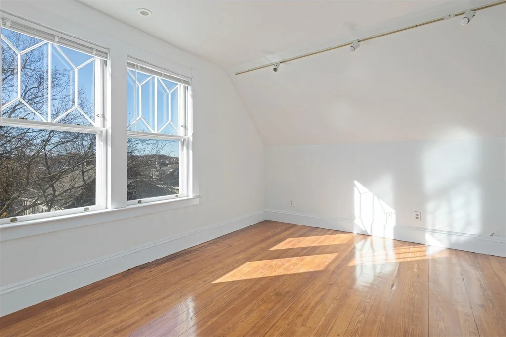 10-12 Castlerock, Dorchester