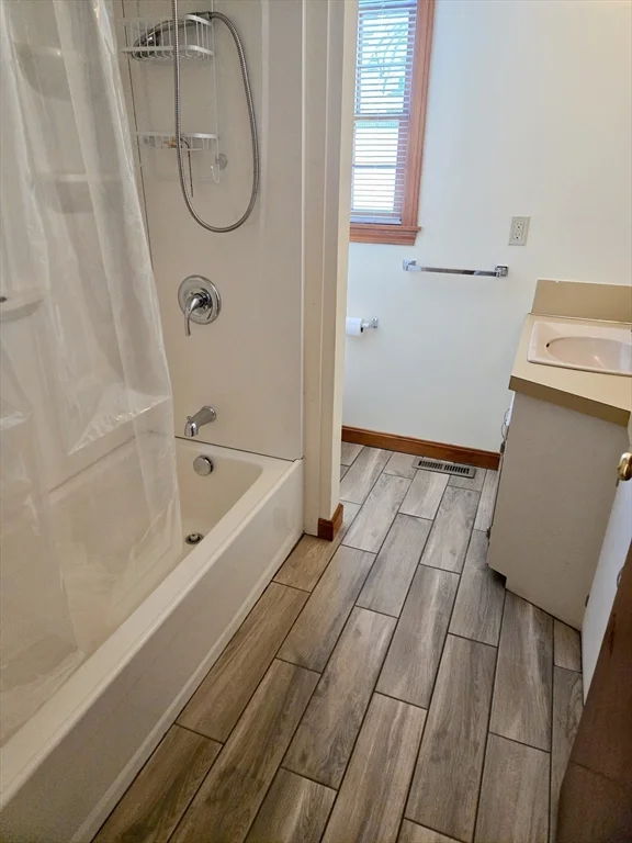 216 Ashland Ave, Southbridge