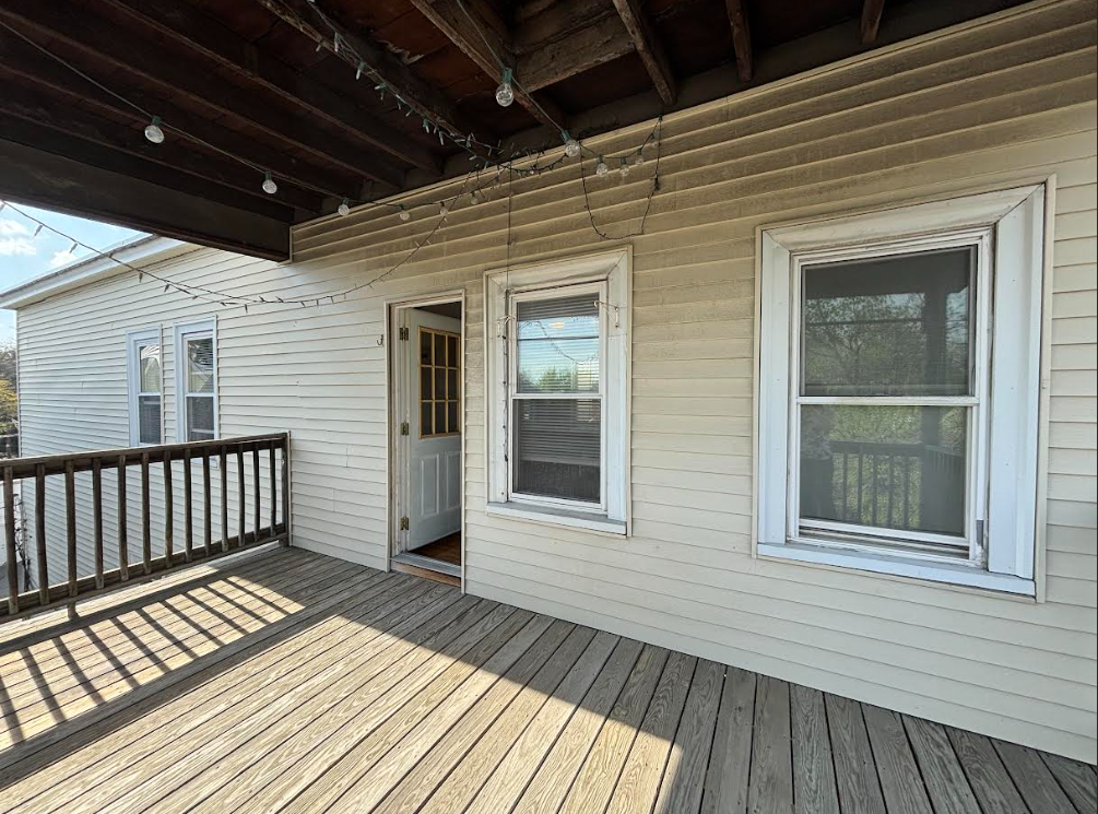 30 Hanson St, Ward Two