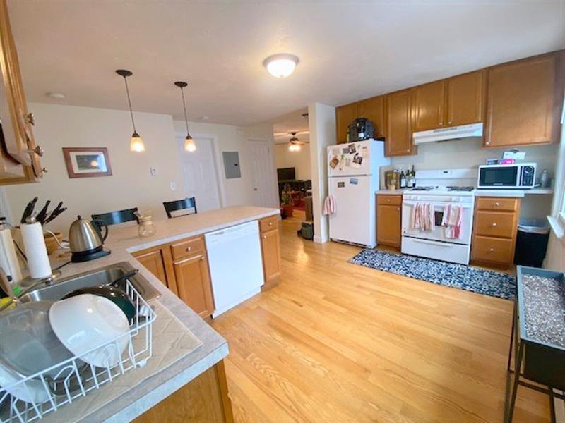 395 Columbia St, Wellington-Harrington