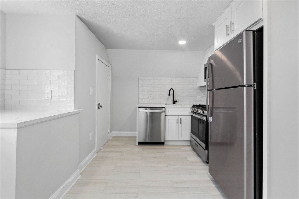 417 Salem St, Medford