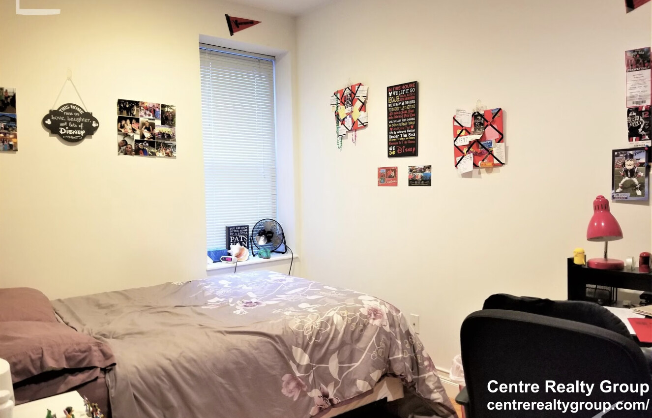 64 Louis Prang St, Longwood