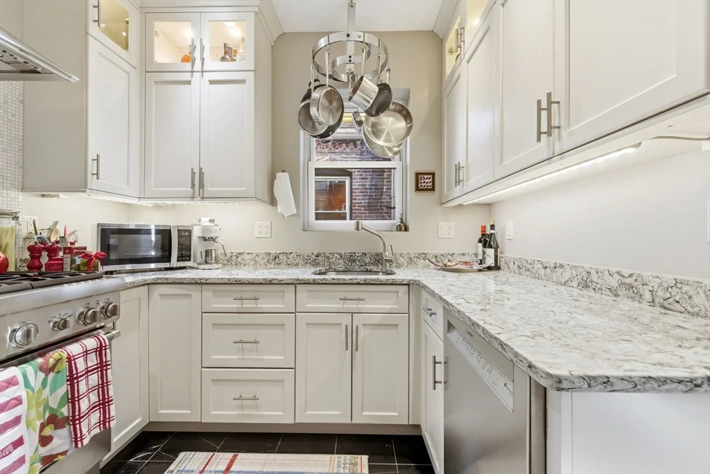 411 Marlborough St, Back Bay