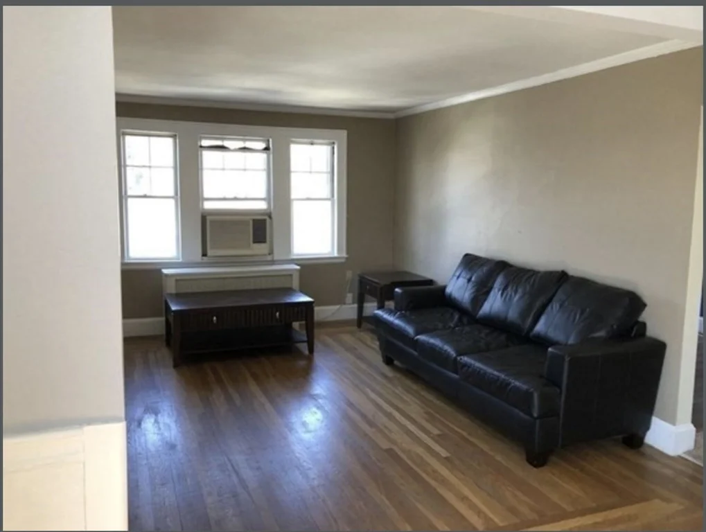 45 Sycamore St, Everett