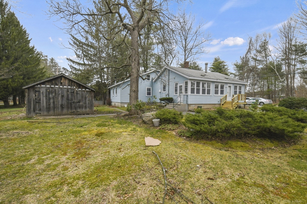 138 Walker Rd, Shirley