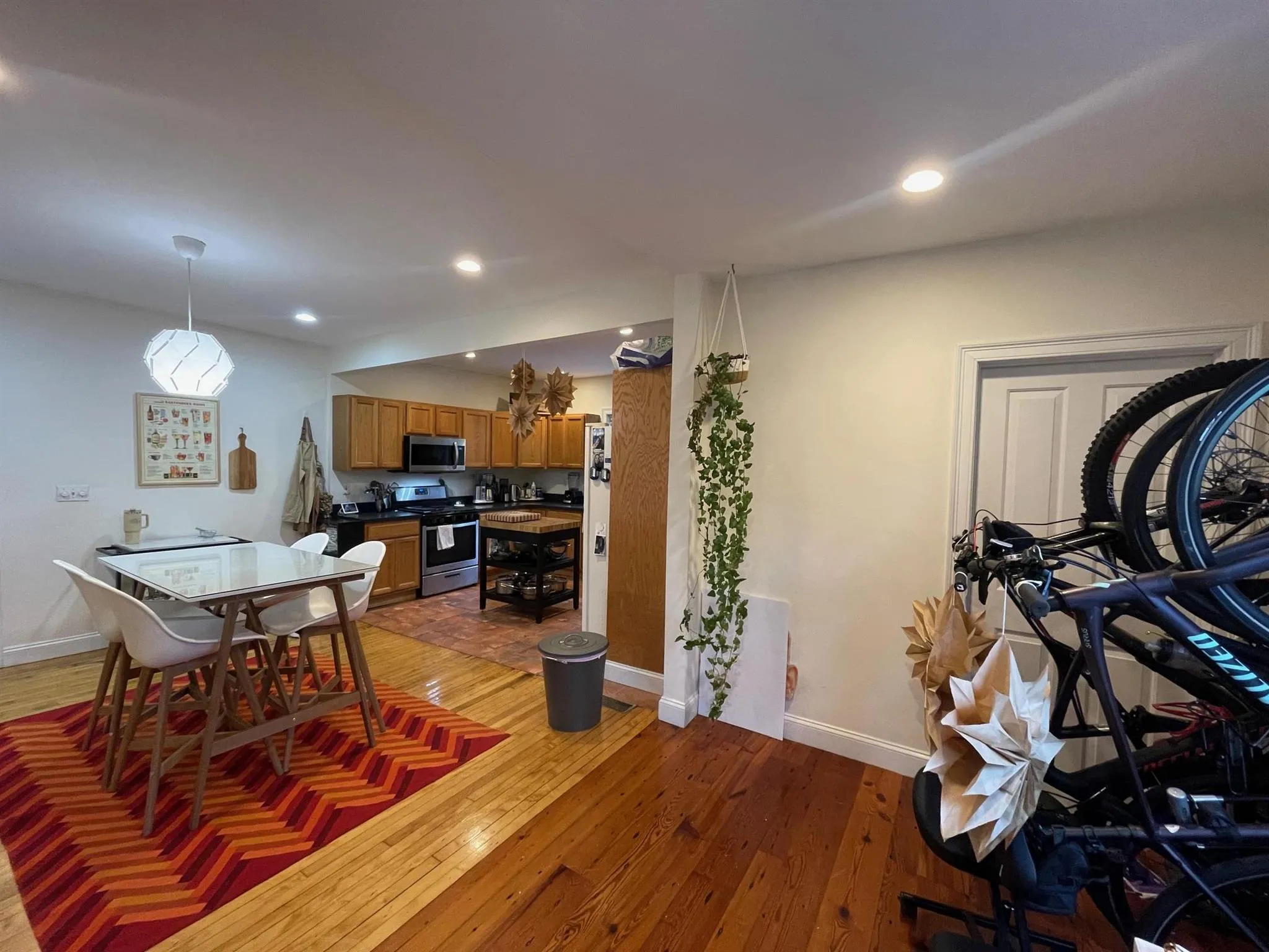 23 Hall St, Powder House Square