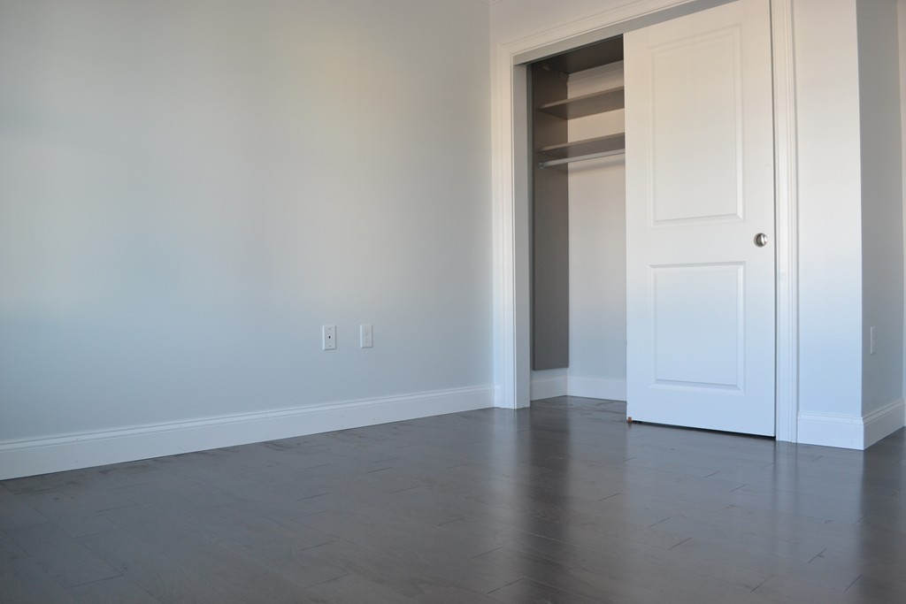 728 East Broadway, South Boston