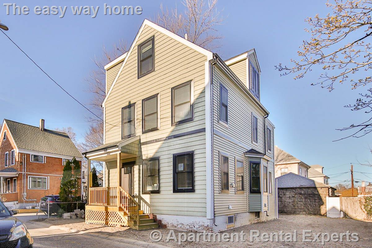 5 Malvern Ter, Tufts