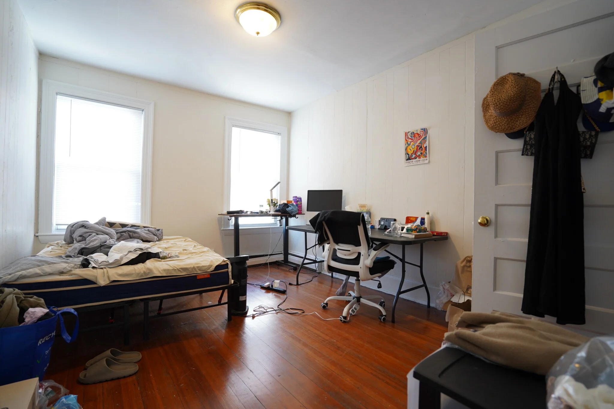 4 Ashford Ct, Allston