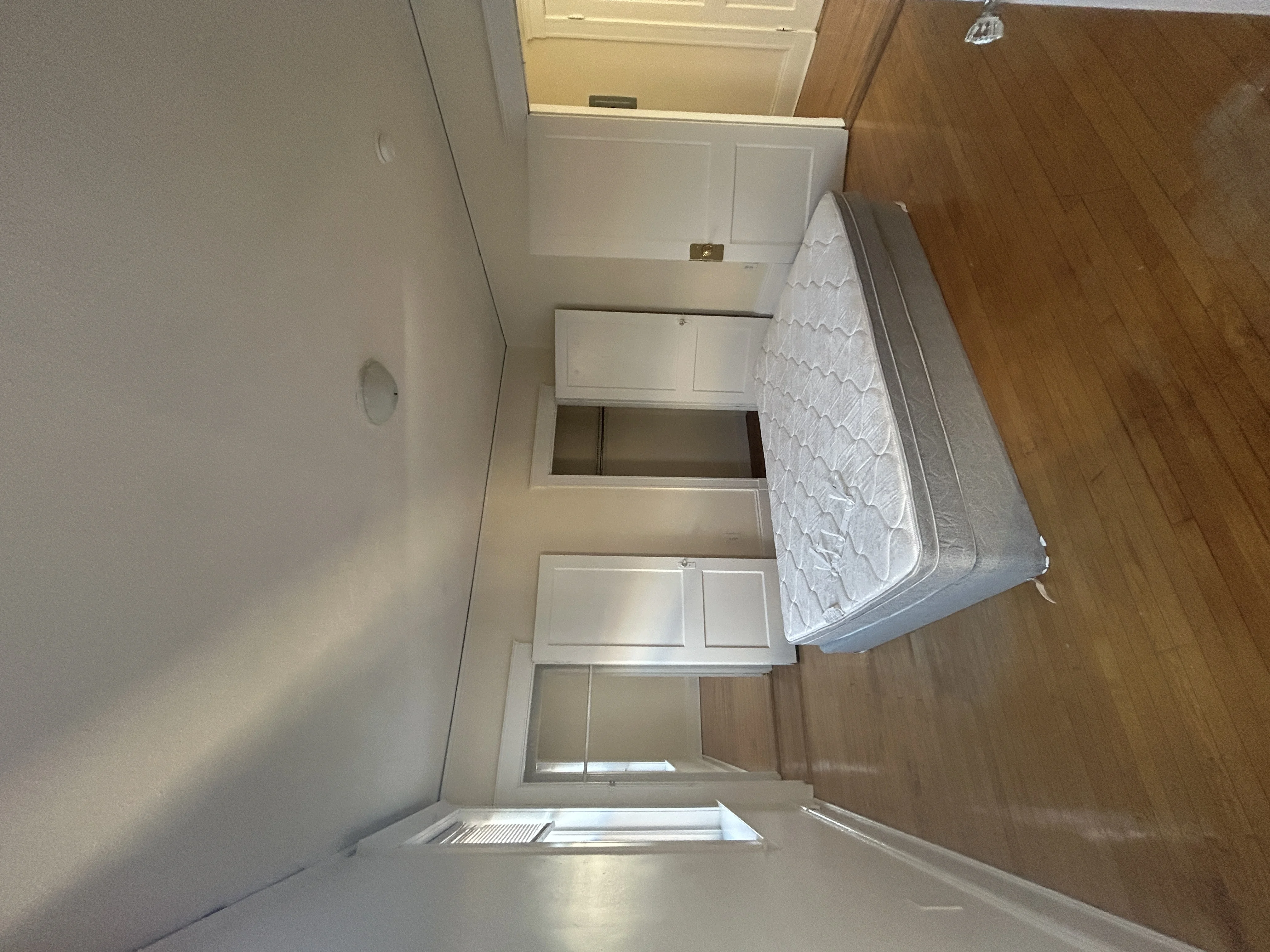 8 Barrows St, Brighton