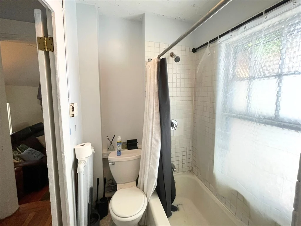 269 Lamartine St, Jamaica Plain