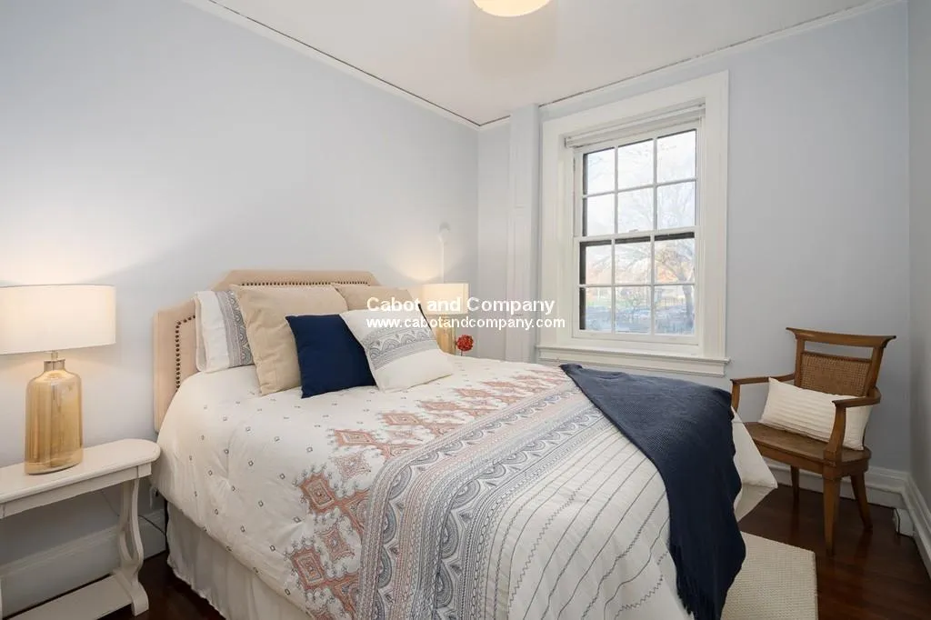 112 Pinckney St, Beacon Hill