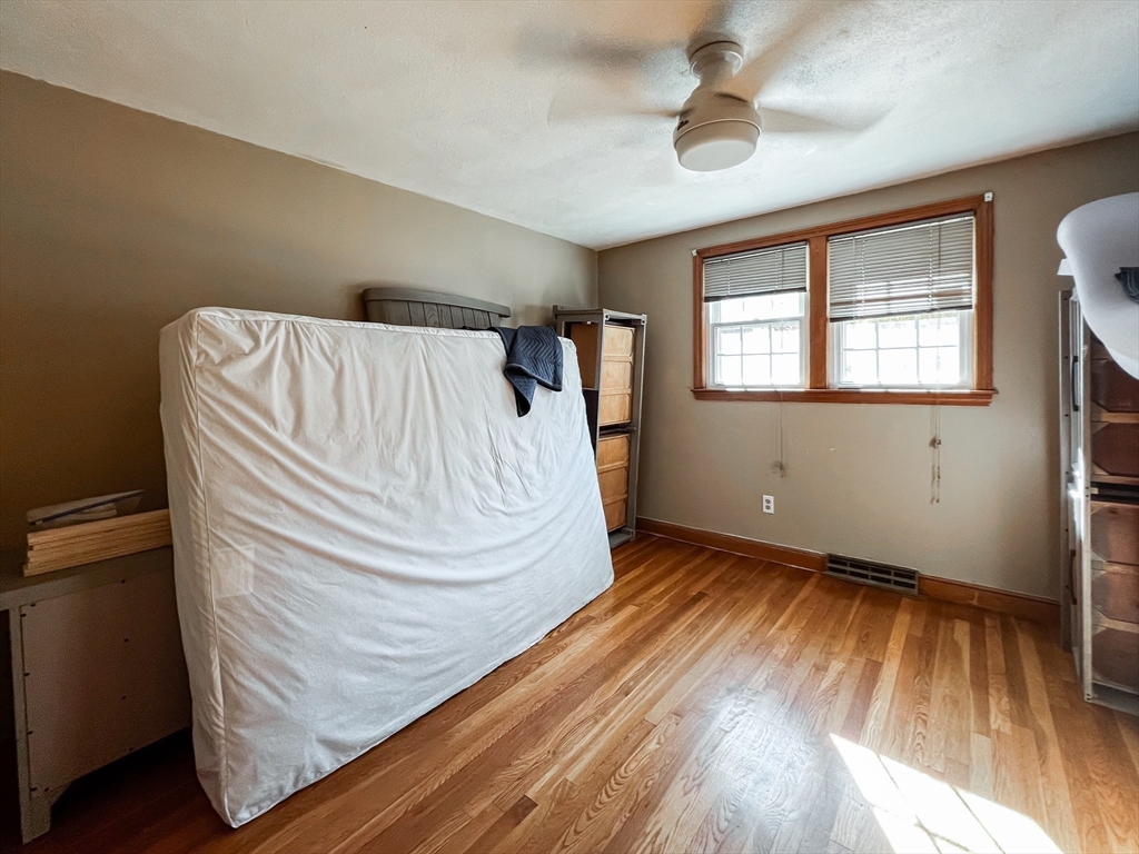 9 Putney Circle, Billerica