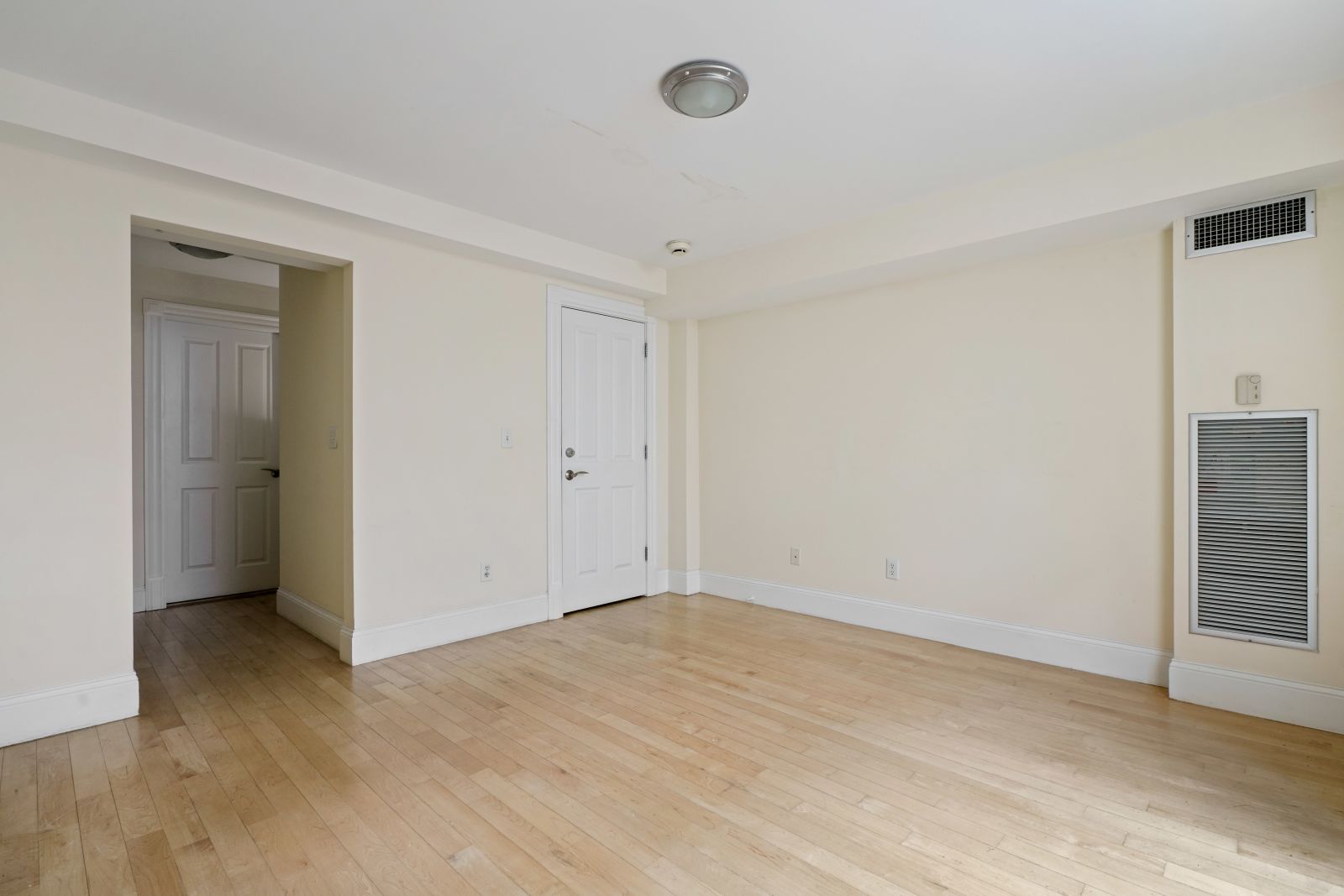 2 bed, 2.5 bath apartment for rent at 45 Broadway Unit PH5, South Boston — photo 19 of 24