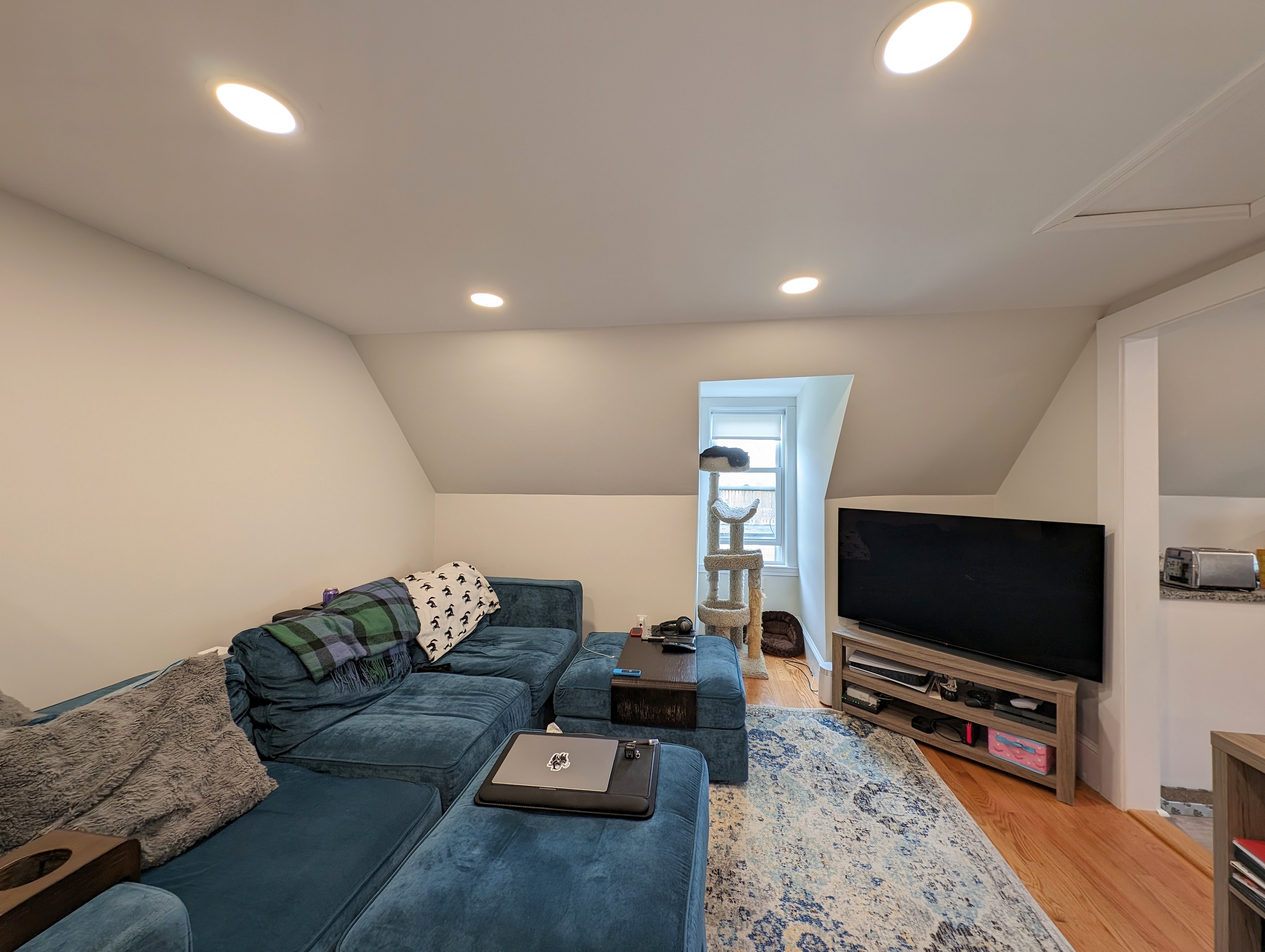 489 Main St, South Medford