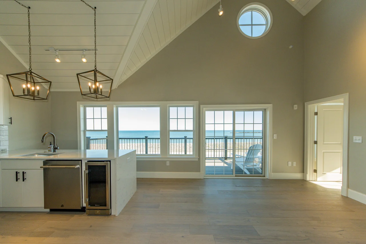 176 Winthrop Shore Dr, Winthrop