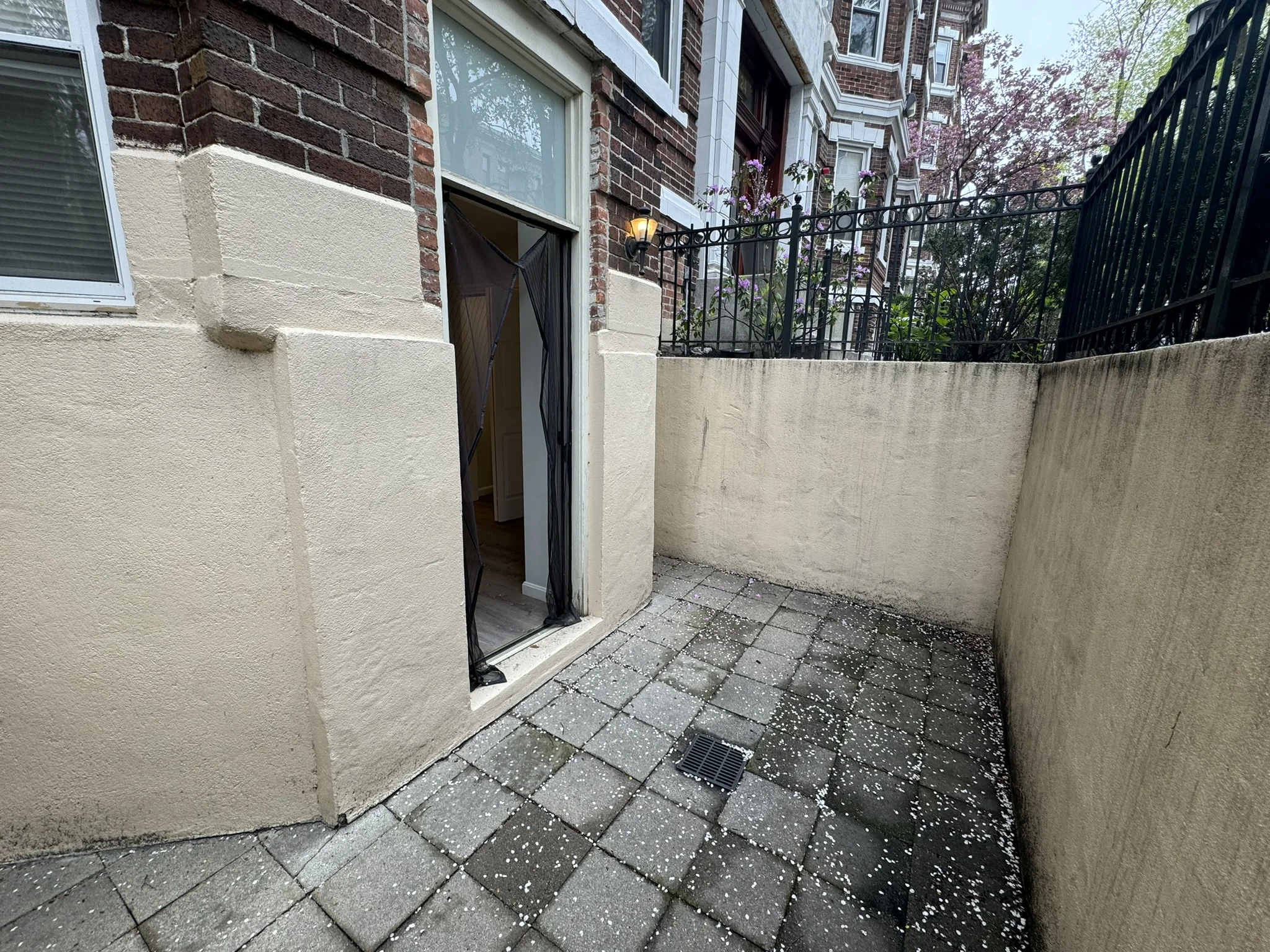 24 Queensberry St, Fenway