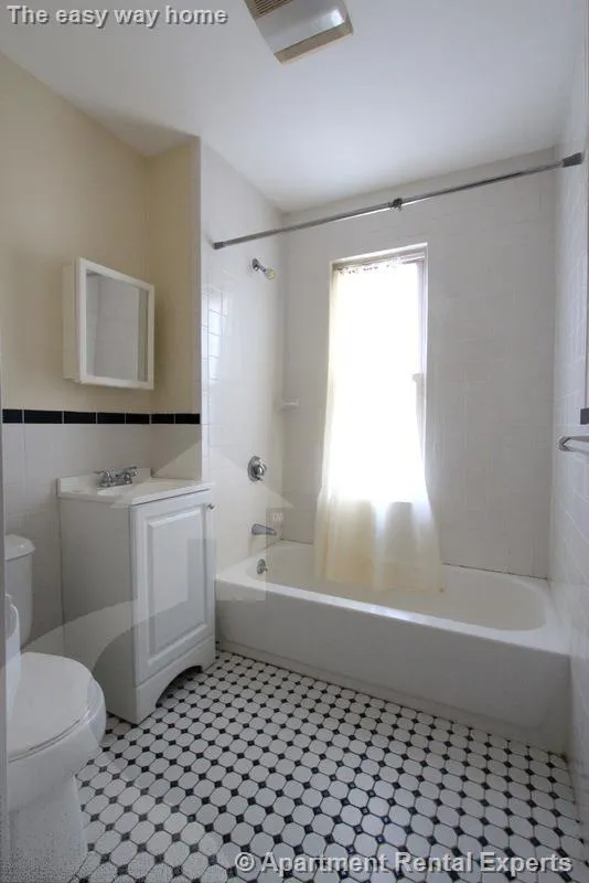 2 Sanger St, Magoun Square