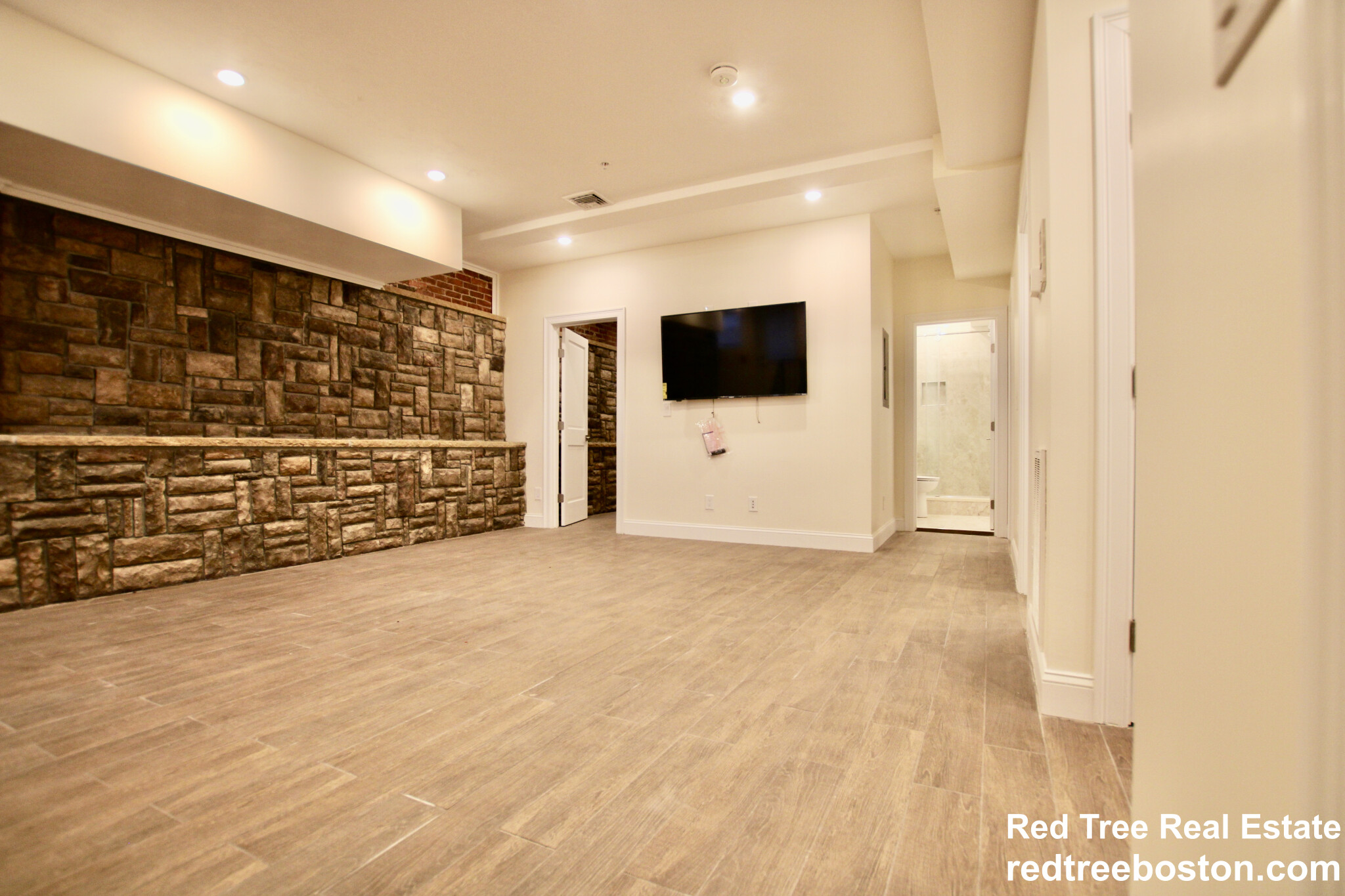 1616 Beacon St, Corey Hill