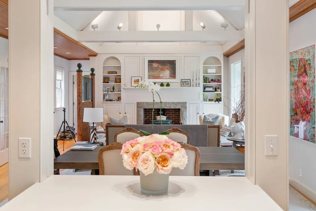 164 Forest St, Sherborn